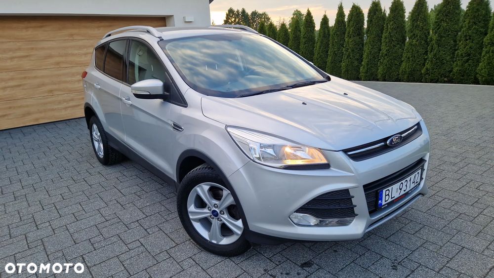Ford Kuga 1.6 EcoBoost 2x4 Titanium - 21