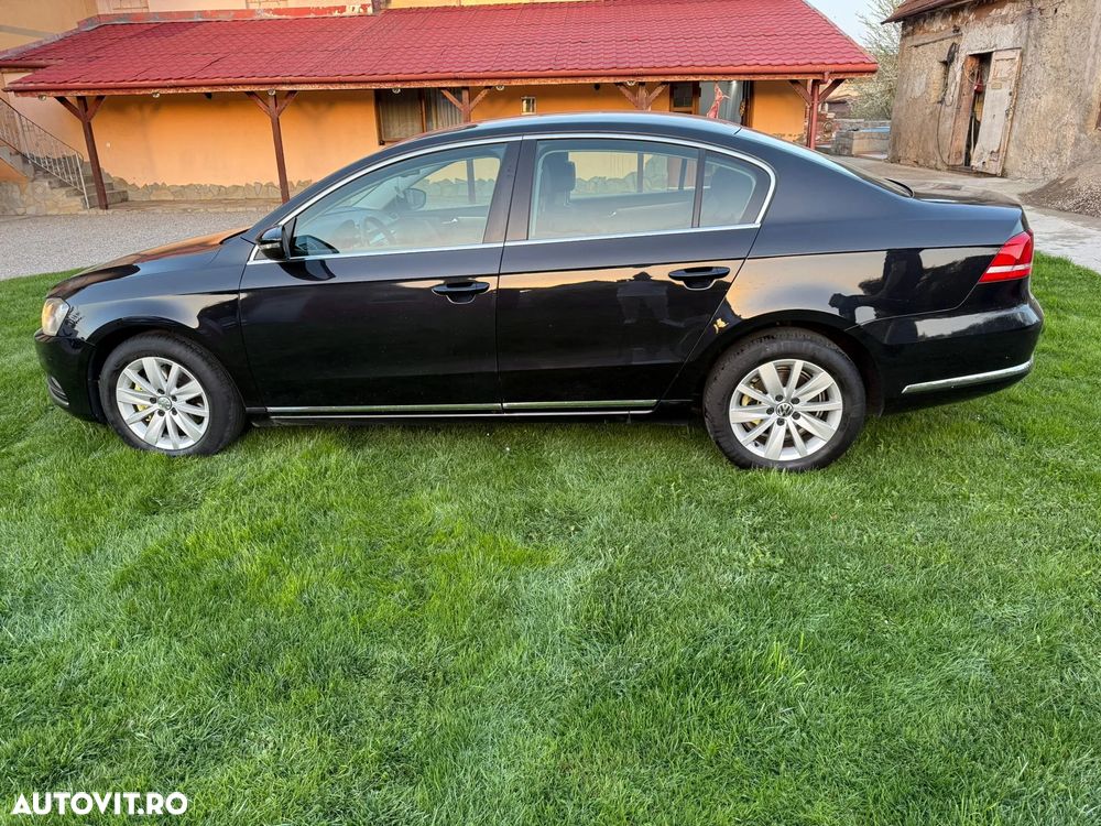 Volkswagen Passat 1.6 TDI BlueMotion Technology Highline - 3