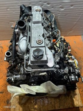 Motor Mitsubishi Pajero 2.8 Ref: 4M40 - 2