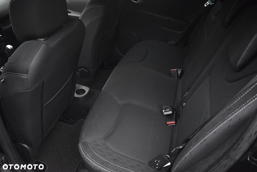 Renault Clio 0.9 TCe Limited - 26