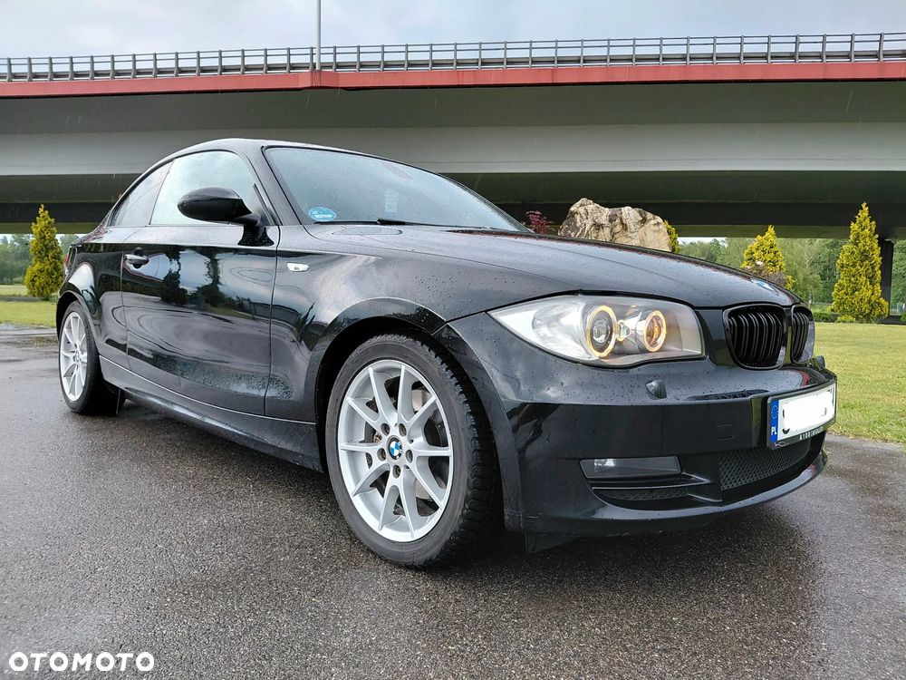 BMW Seria 1 120d Limited Edition Lifestyle mit M Sportpaket - 33