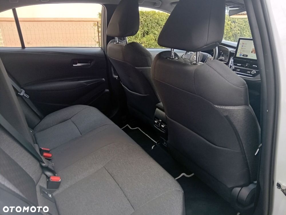 Toyota Corolla 1.8 Hybrid Comfort - 7