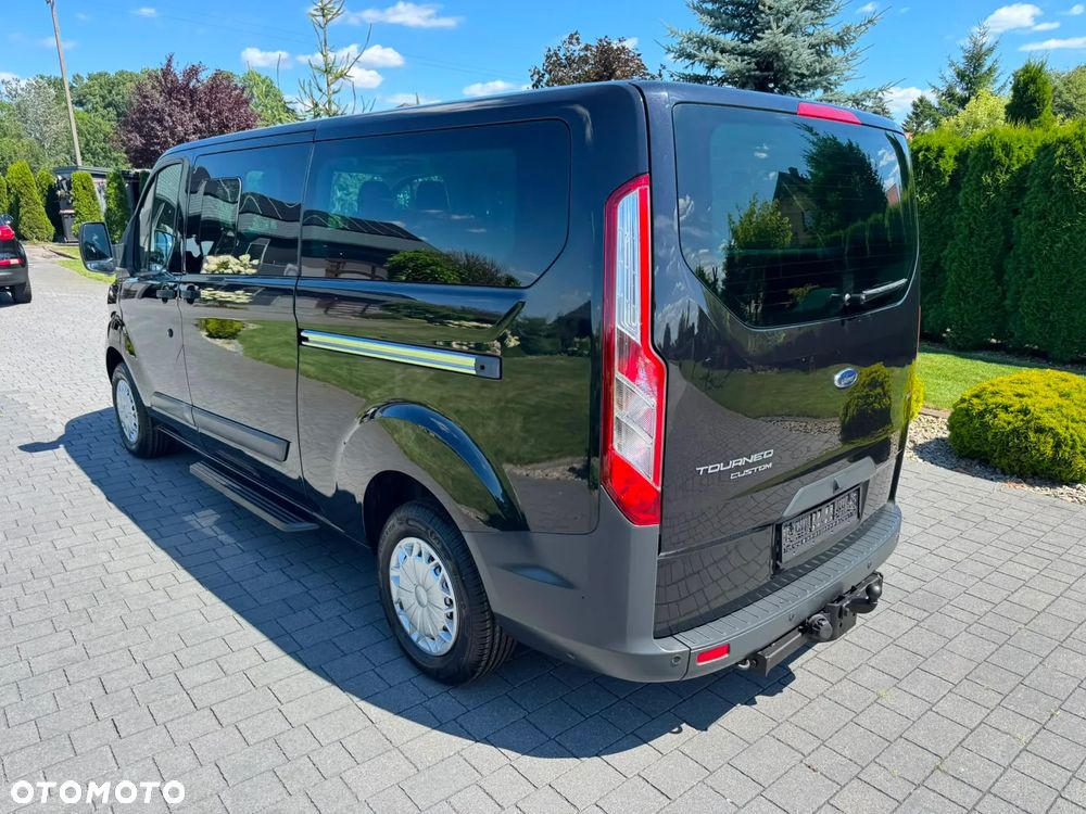 Ford Transit Custom 300 L2H1 VA Titanium - 1