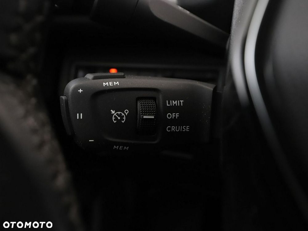 Peugeot 3008 1.2 PureTech Allure Pack S&S - 33