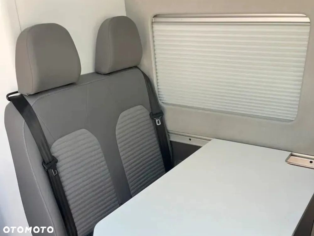 Volkswagen California - 25