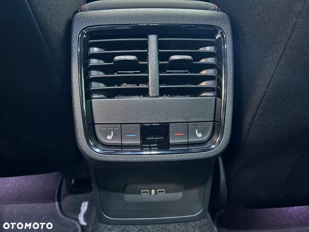 Skoda Octavia 2.0 TSI RS DSG - 21