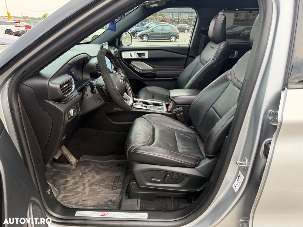 Ford Explorer 3.0 PHEV ST-Line - 23