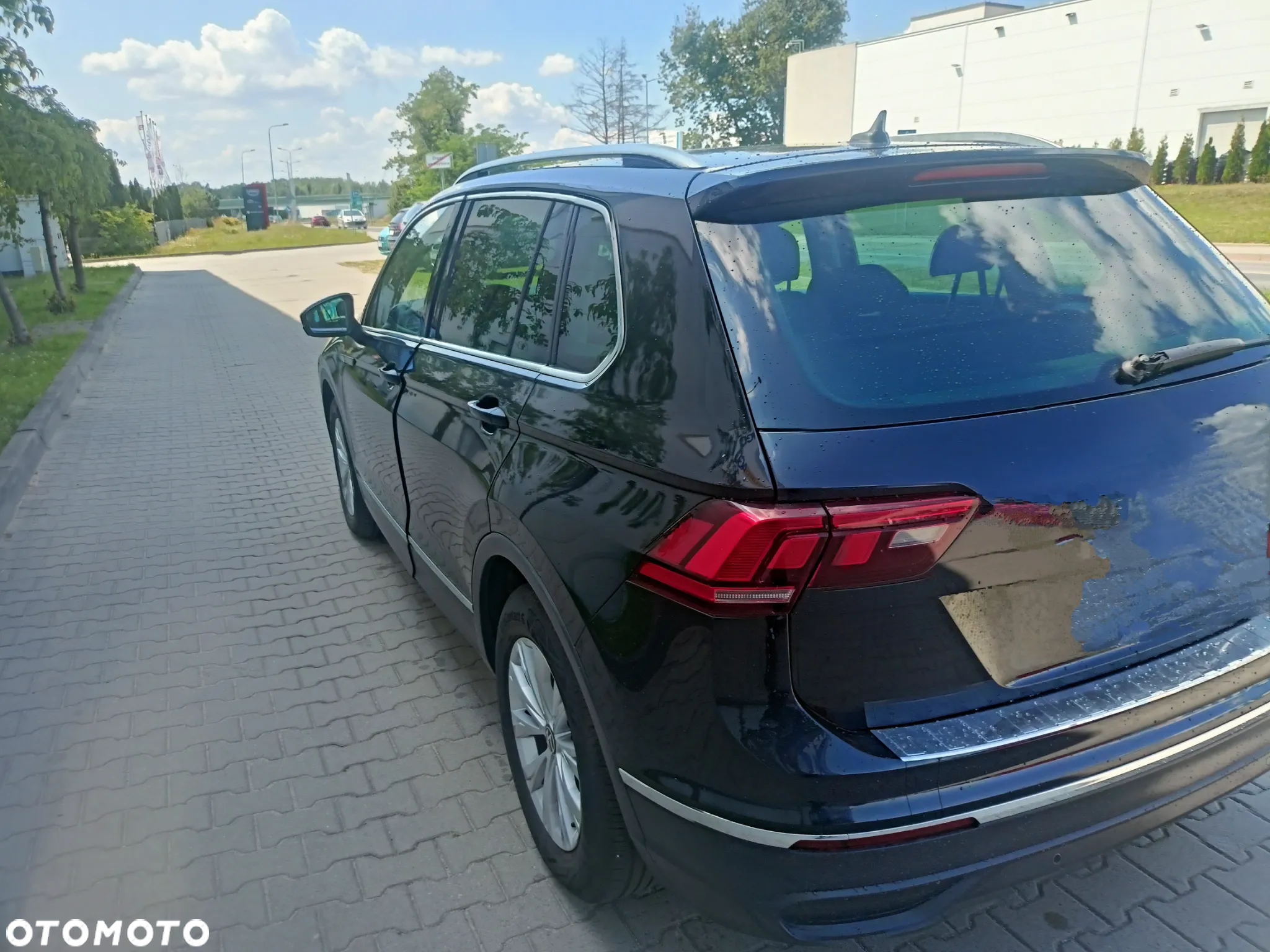 Volkswagen Tiguan - 4