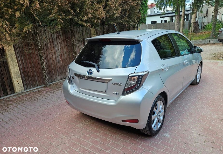 Toyota Yaris - 5