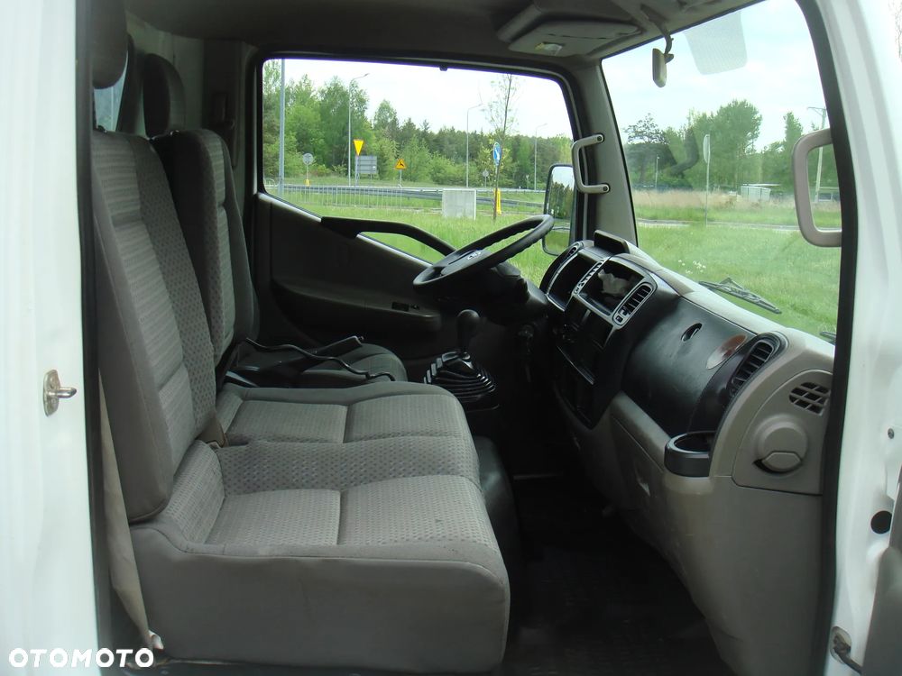 Nissan CABSTAR - 30