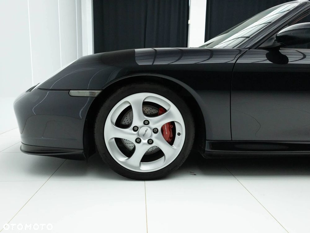 Porsche 911 - 16