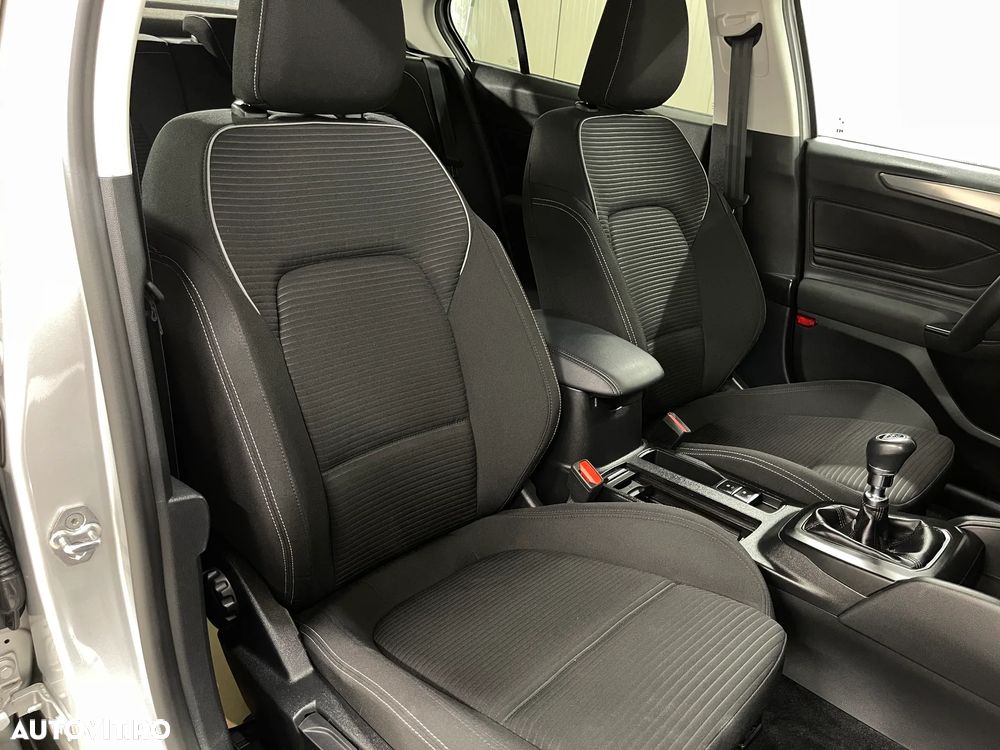 Ford Focus 1.0 EcoBoost Titanium - 10