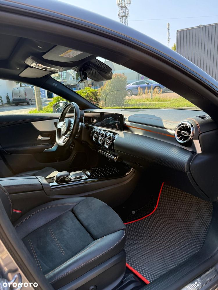 Mercedes-Benz CLA 200 7G-DCT - 13