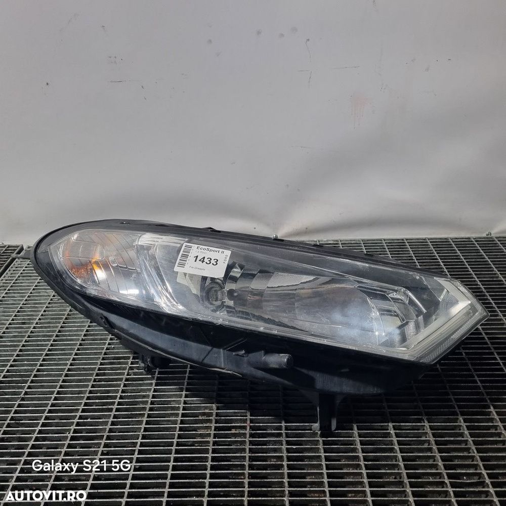 Far Dreapta Ford EcoSport II 2013 - 2017 SUV 4 Usi (1433) Fara xenon - 1