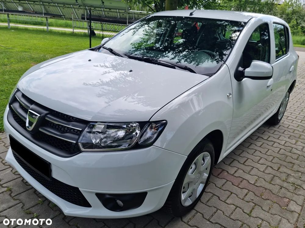 Dacia Sandero 1.2 16V 75 Laureate - 1