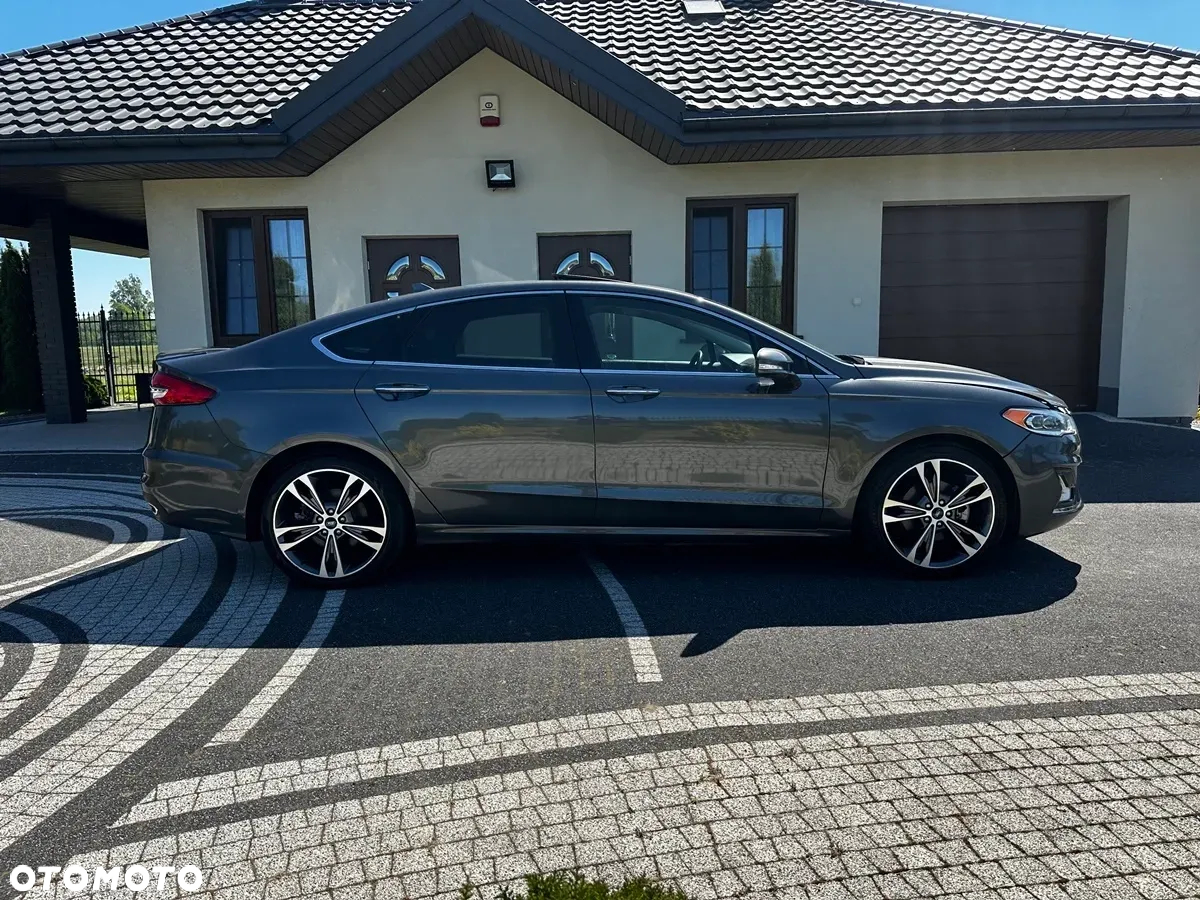 Ford Fusion 2.0 EcoBoost Titanium - 14