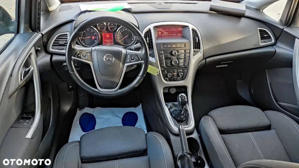 Opel Astra - 4