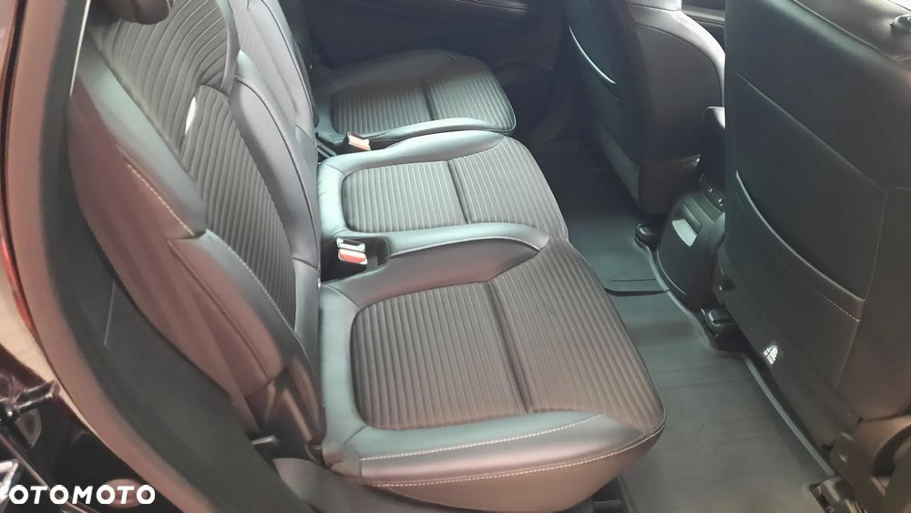 Renault Grand Scenic ENERGY TCe 160 EDC BOSE EDITION - 21
