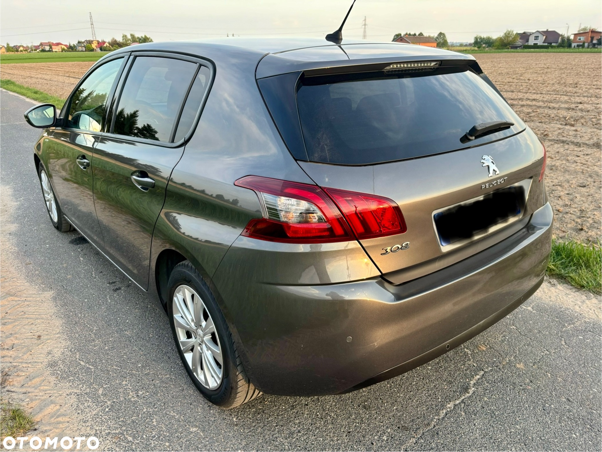 Peugeot 308 1.5 BlueHDi Style S&S EAT8 - 10
