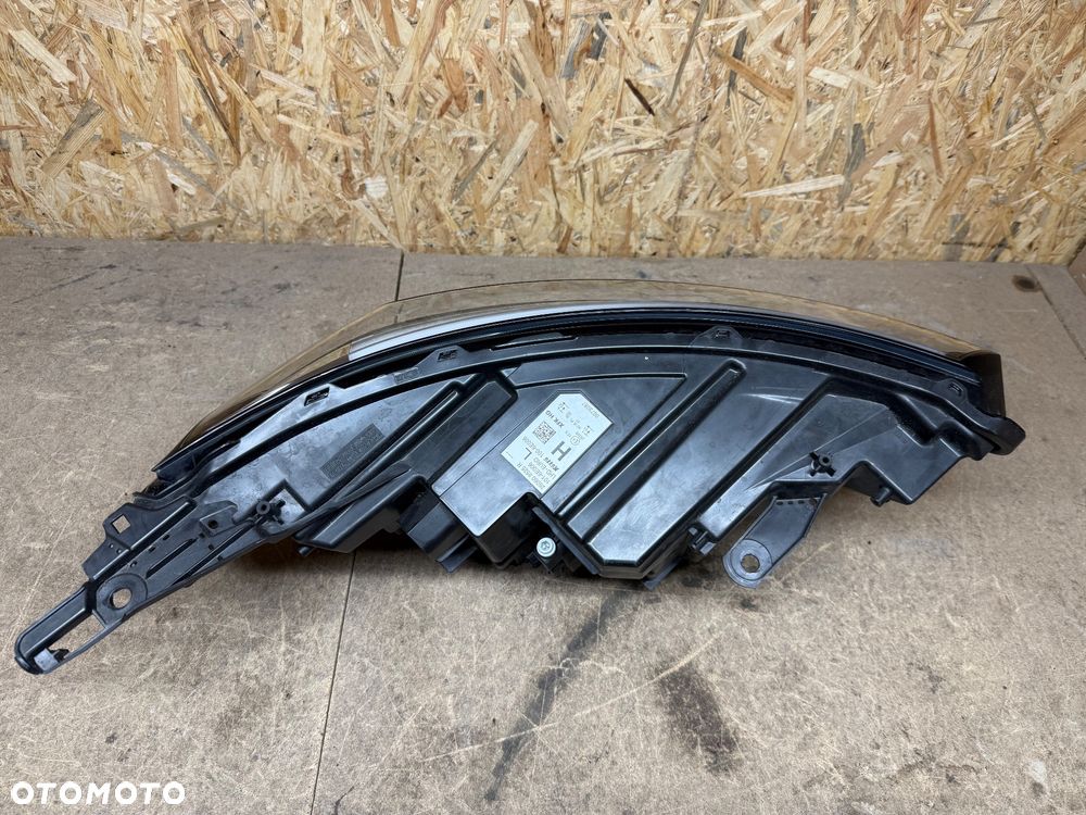 RENAULT KANGOO IV 2021-> LAMPA PRZÓD FULL LED 260608525R LEWA - 12