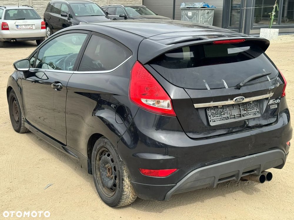 Ford Fiesta 1.4 Titanium EU5 - 5