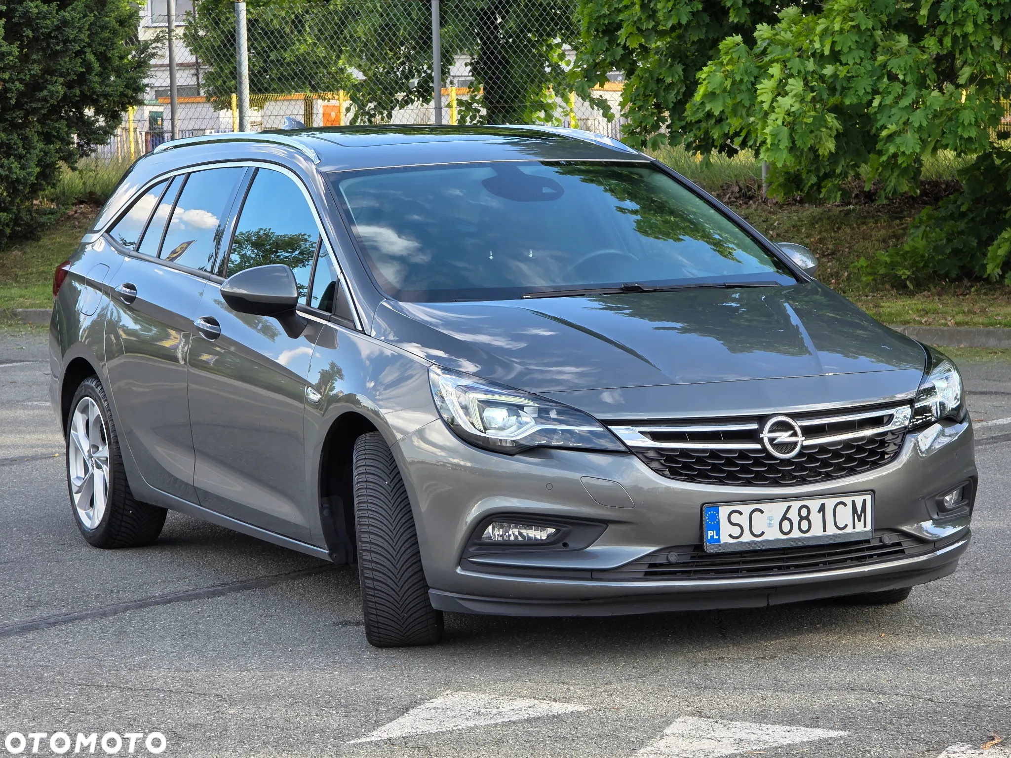 Opel Astra 1.6 D (CDTI) Dynamic - 3