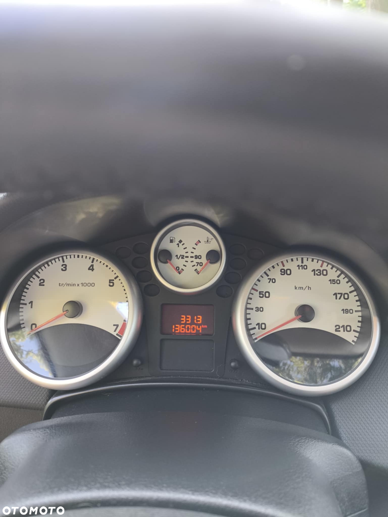 Peugeot 207 - 8