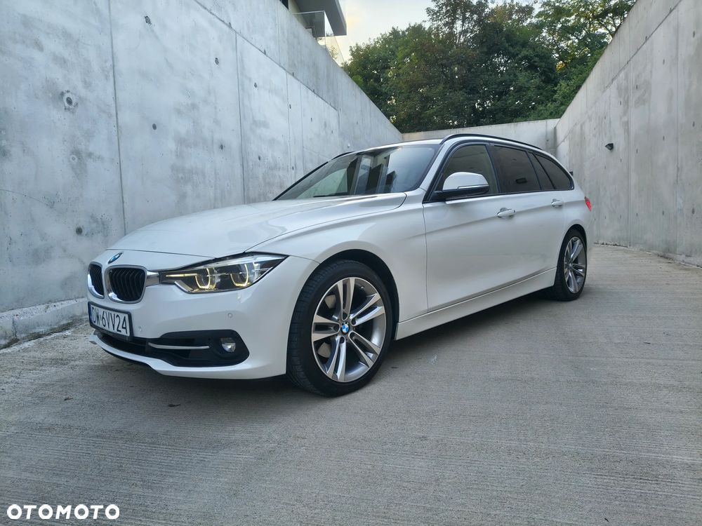 BMW Seria 3 320d Sport Line - 4