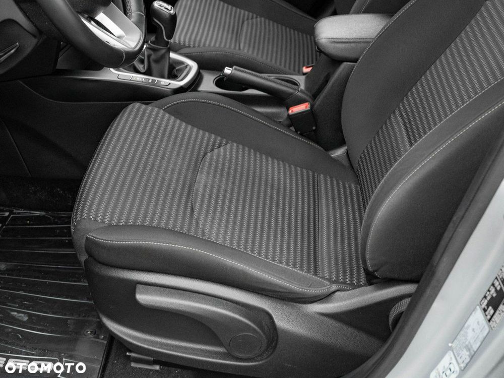 Kia Ceed 1.5 T-GDI M - 11