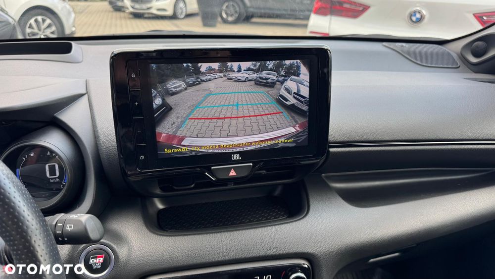 Toyota Yaris Hybrid 1.5 GR Sport - 34