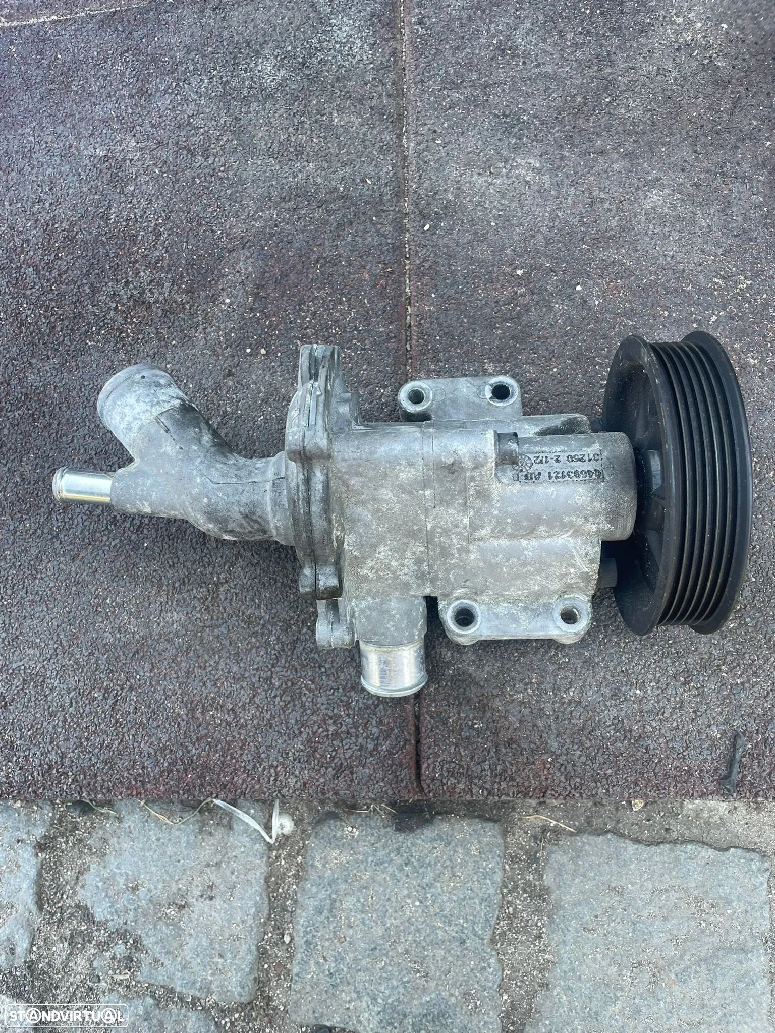 Bomba de água, bomba de direção Chrysler PT Cruiser - 1