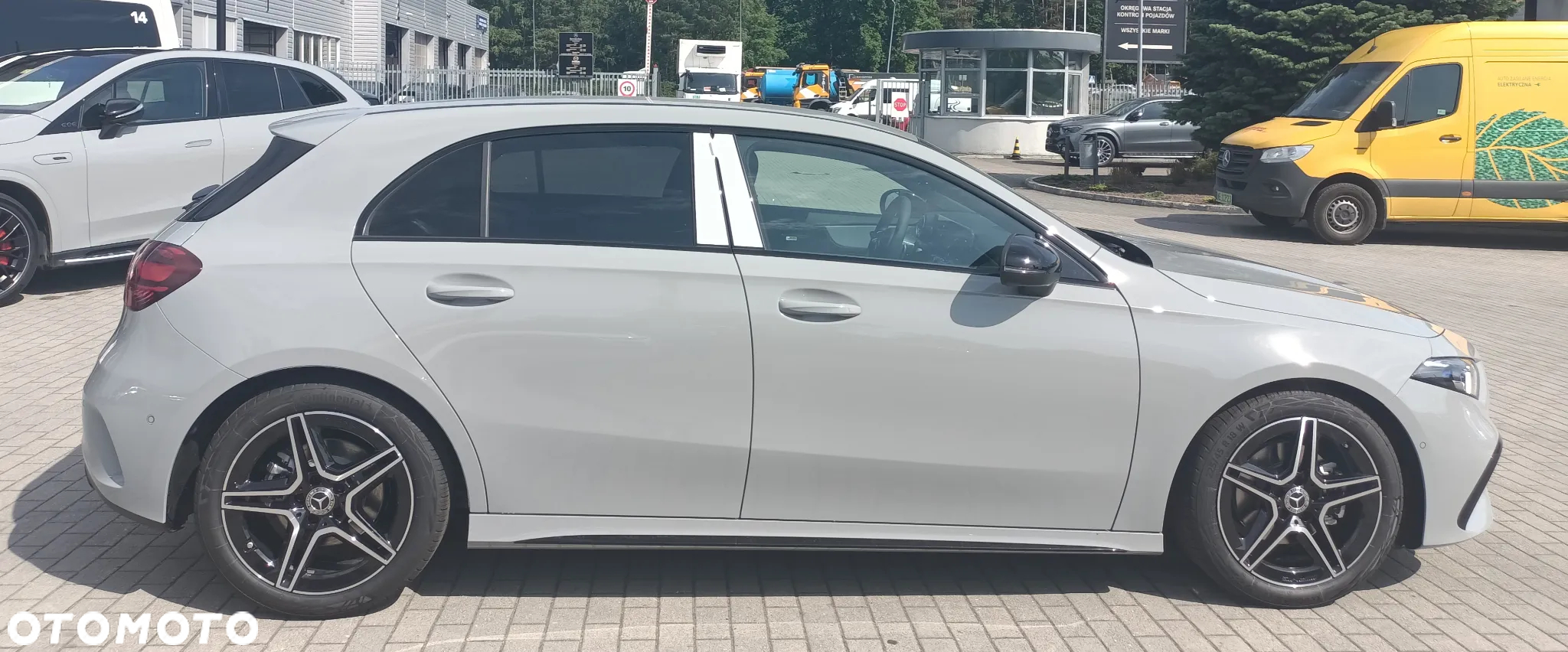 Mercedes-Benz Klasa A 200 AMG Line 7G-DCT - 8