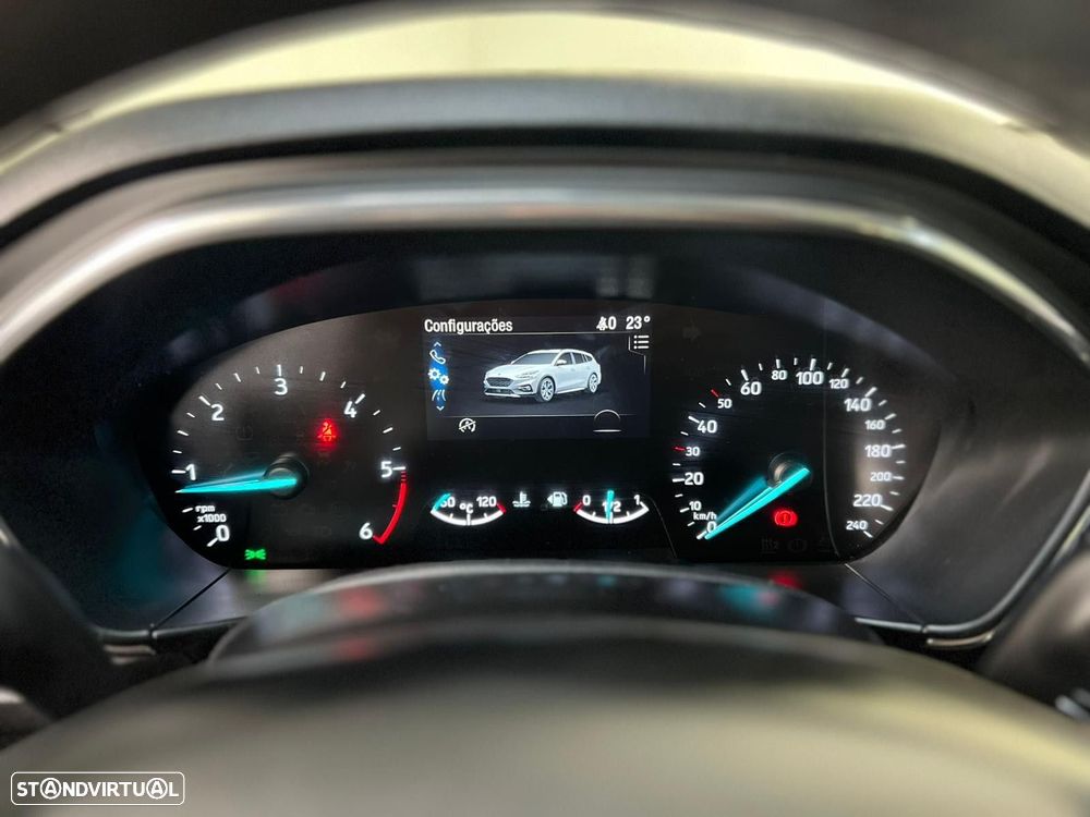 Ford Focus SW 1.5 TDCi EcoBlue Active - 11