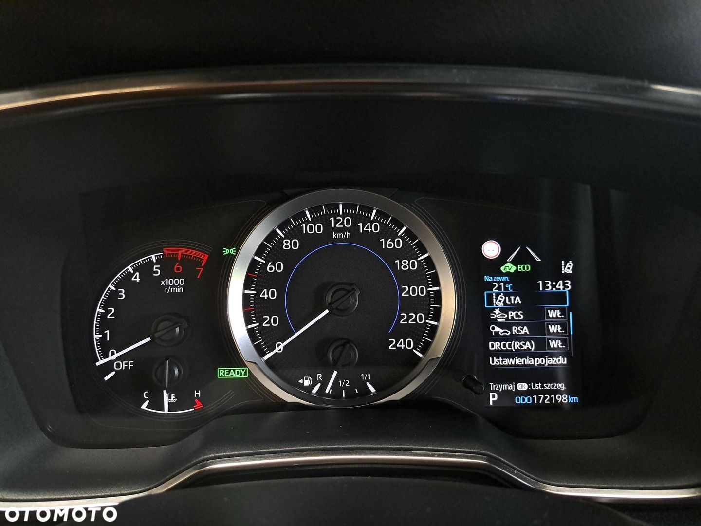 Toyota Corolla 1.8 Hybrid Comfort - 29