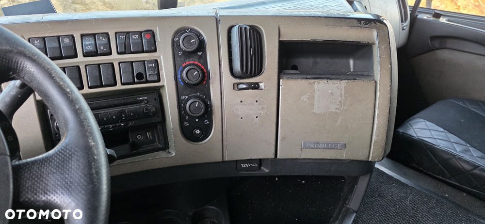 Renault Premium - 24
