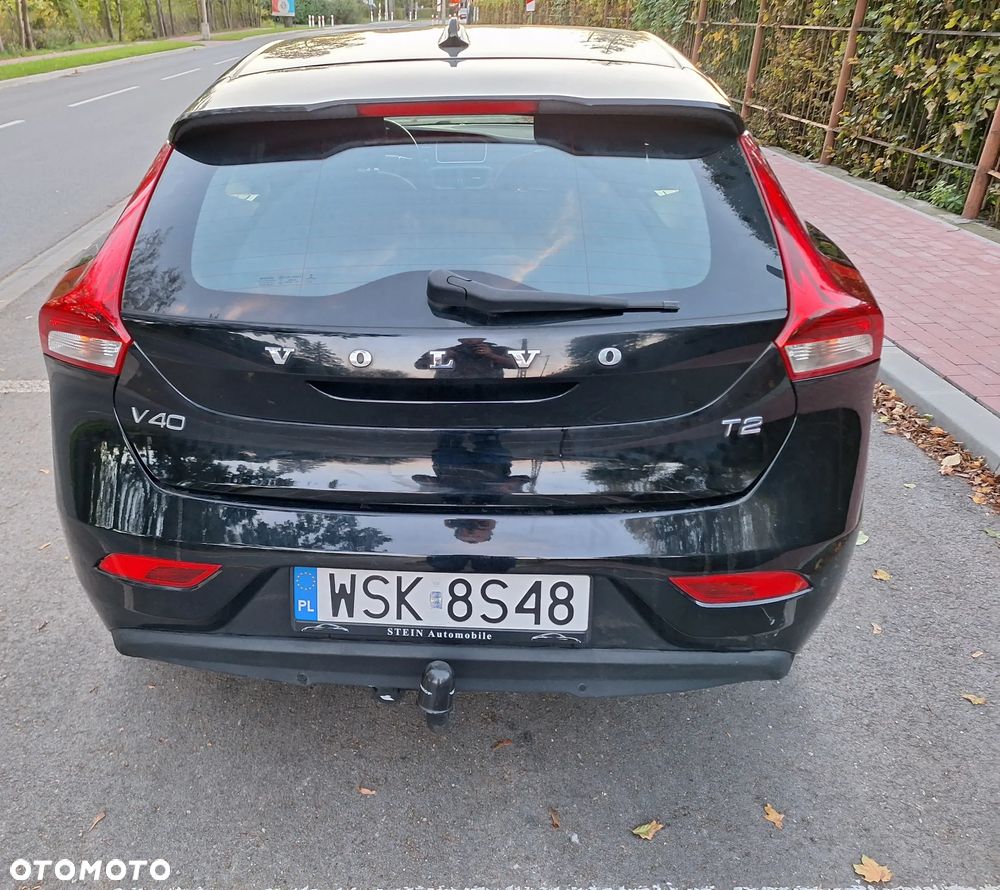 Volvo V40 T2 Momentum - 3