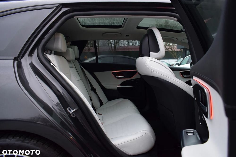 Mercedes-Benz Klasa C 220 d 9G-TRONIC AMG Line - 8