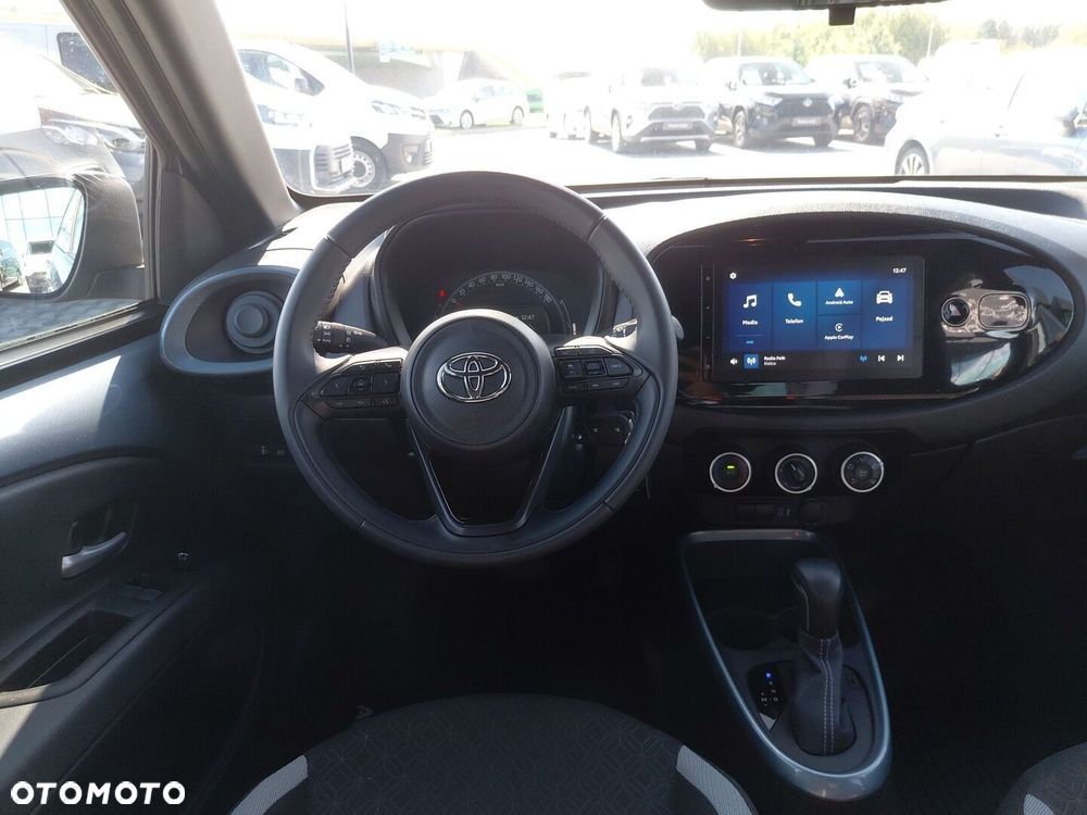 Toyota Aygo X 1.0 VVT-i Style CVT - 12