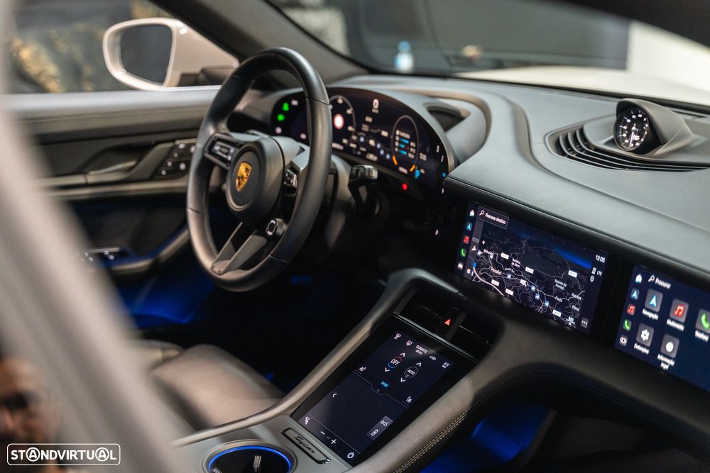 Porsche Taycan Sport Turismo 4S - 7