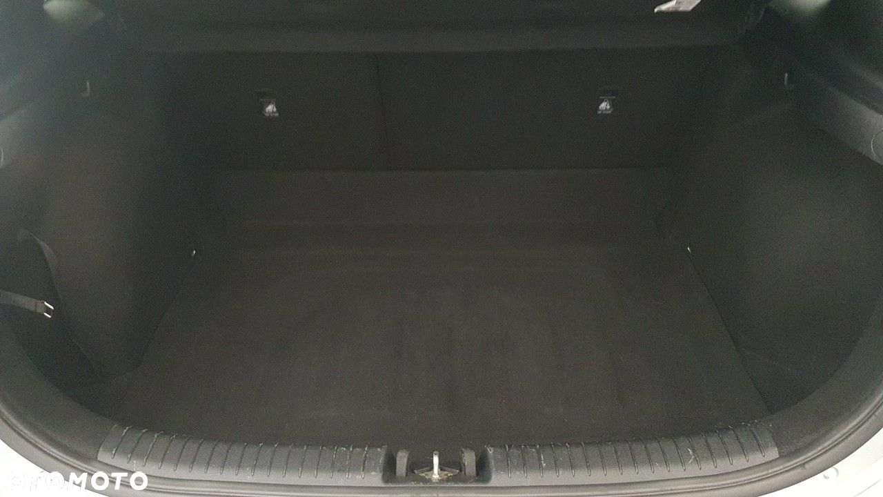 Kia Ceed - 19