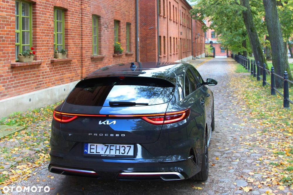 Kia ProCeed 1.5 T-GDI GT Line - 18