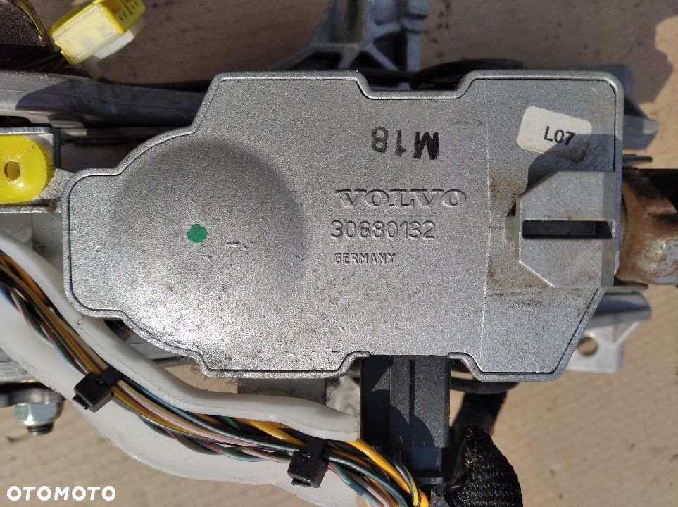 Volvo V50 S40 C30  blokada kierownicy stacyjka 30680132 - 2