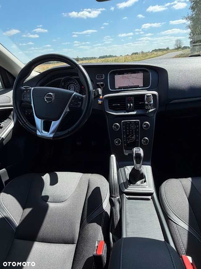 Volvo V40 - 4