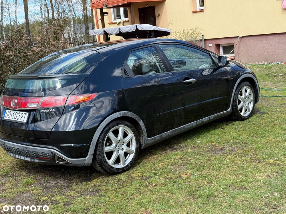 Honda Civic 1.8 Comfort - 1