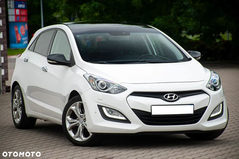 Hyundai i30 blue 1.6 CRDi Trend - 1