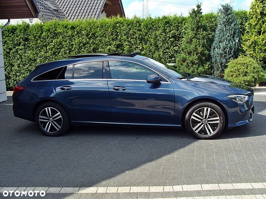 Mercedes-Benz CLA 250 e PHEV Progressive 8G-DCT - 3