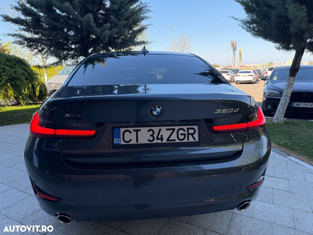 BMW Seria 3 320d xDrive Aut. - 16