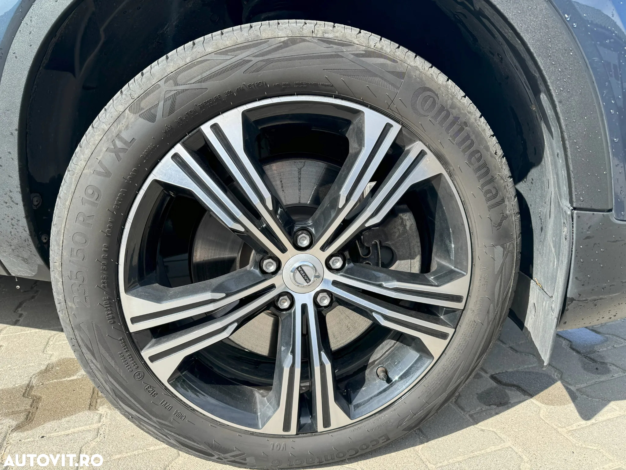 Volvo XC 40 T5 Twin Engine DKG Momentum Pro - 6