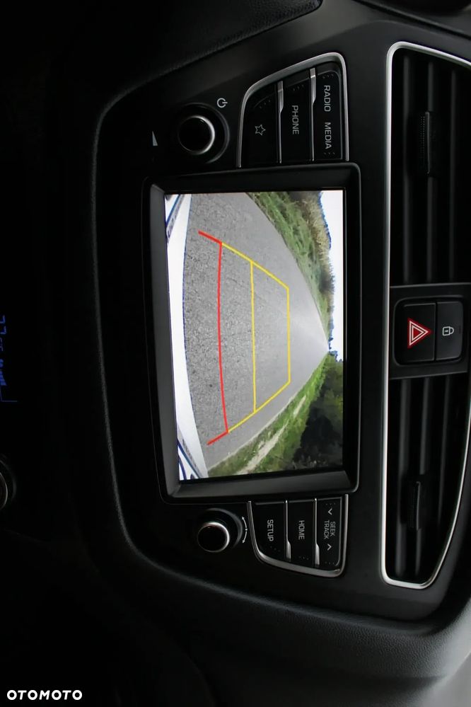 Hyundai i20 - 15