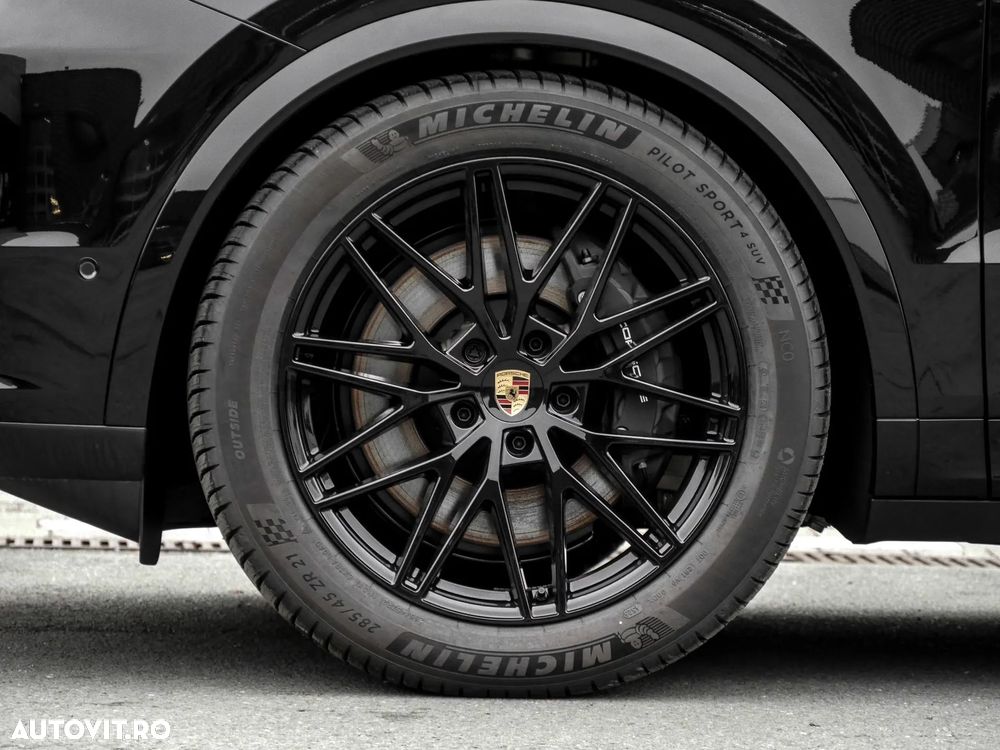 Porsche Cayenne E-Hybrid Tiptronic S Black Edition - 8